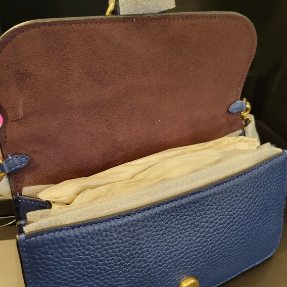 Coach  Beat Crossbody Clutch - Picture 7 of 16